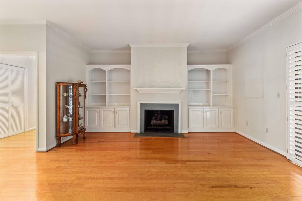 6500 Standing Boy Road, Unit 7 Columbus, GA 31904 - Photo 7 of 28 Fireplace/built ins
