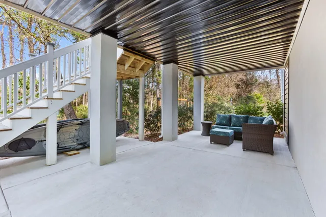 $890,000 | 122 Tidewater Way, Wando, SC 29492