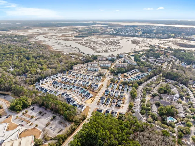 $890,000 | 122 Tidewater Way, Wando, SC 29492