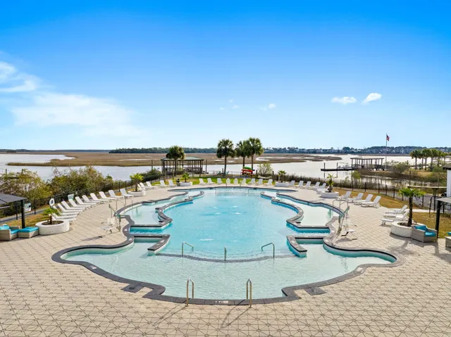 $890,000 | 122 Tidewater Way, Wando, SC 29492