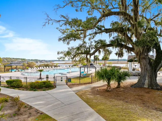 $890,000 | 122 Tidewater Way, Wando, SC 29492