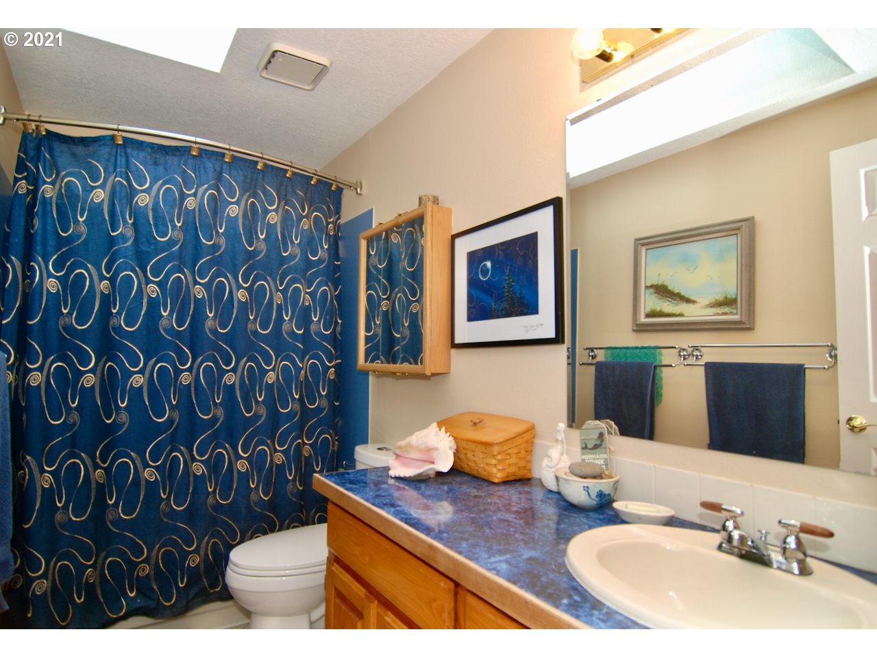 8387 Southwest 184th Loop Beaverton, OR 97007 - Photo 12 of 13 Gallery Image 12