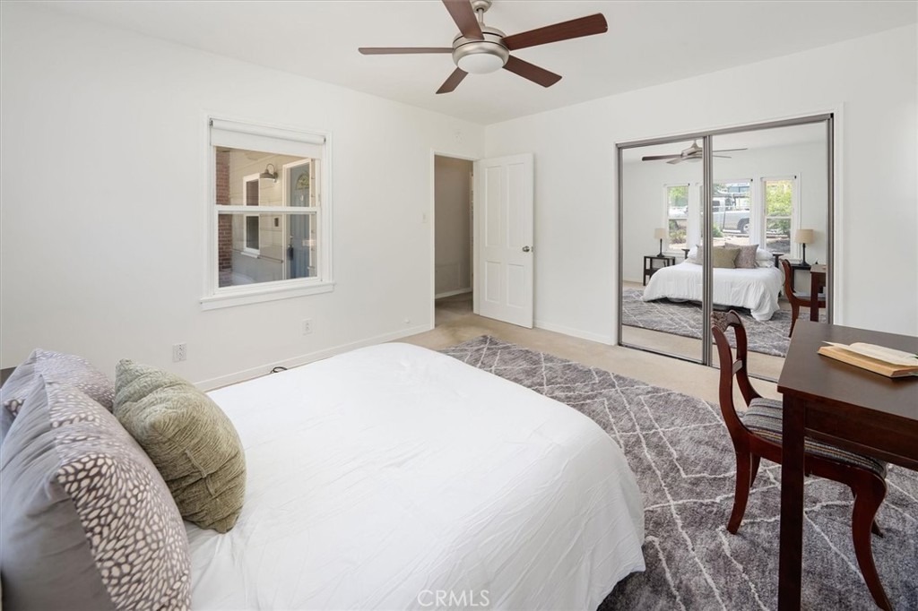 10439 Pinyon Avenue Tujunga, CA 91042 - Photo 25 of 39