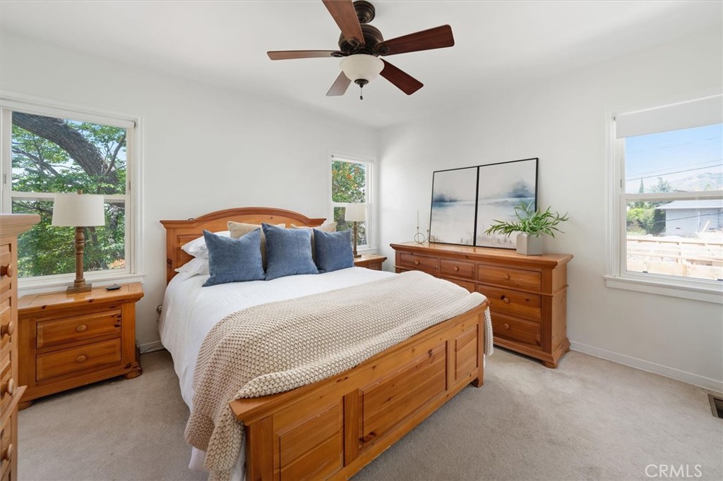 10439 Pinyon Avenue Tujunga, CA 91042 - Photo 28 of 39