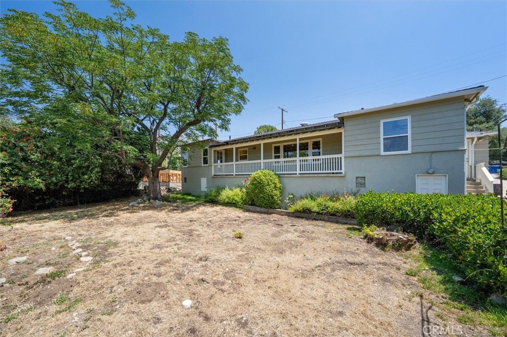 10439 Pinyon Avenue Tujunga, CA 91042 - Photo 34 of 39
