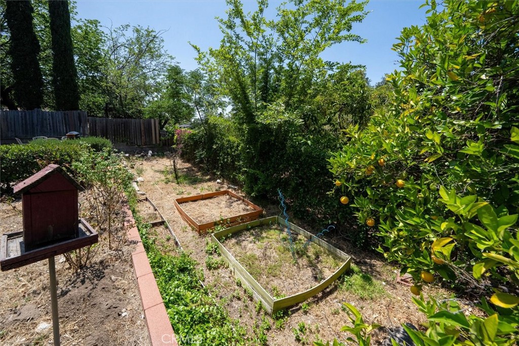 10439 Pinyon Avenue Tujunga, CA 91042 - Photo 36 of 39