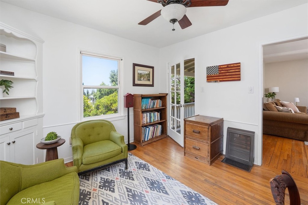 10439 Pinyon Avenue Tujunga, CA 91042 - Photo 10 of 39