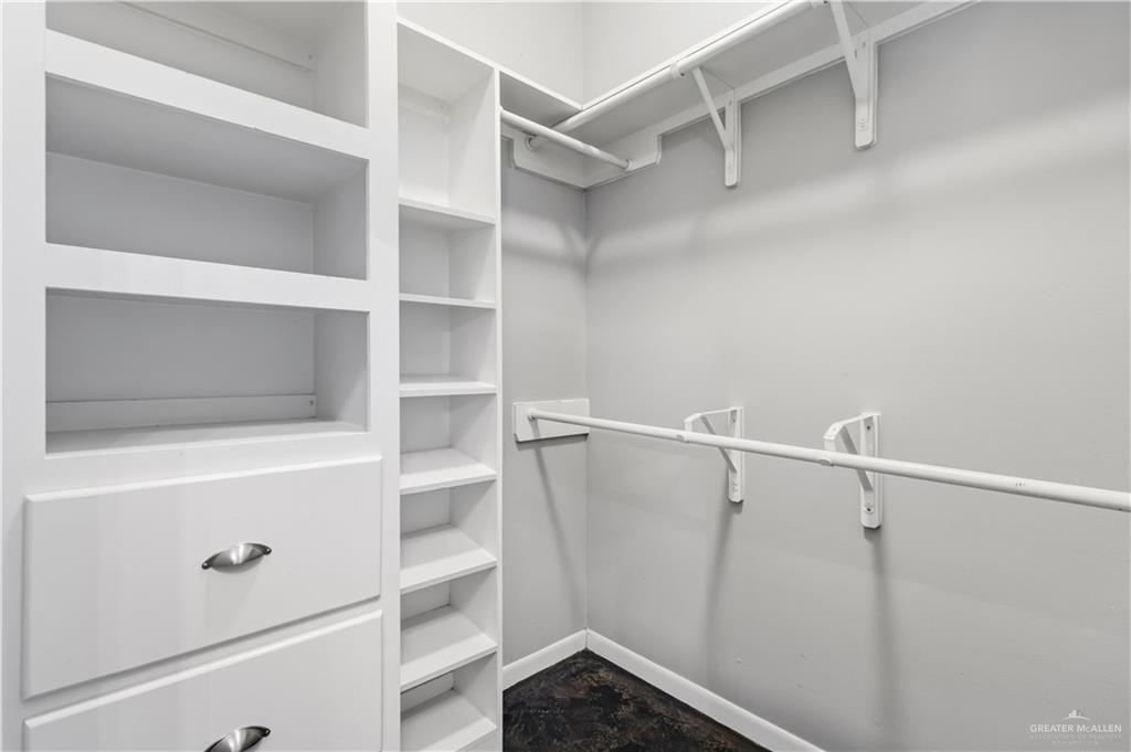 1342 Patsy Cline Drive Edinburg, TX 78541 - Photo 12 of 18 a view of walk in closet