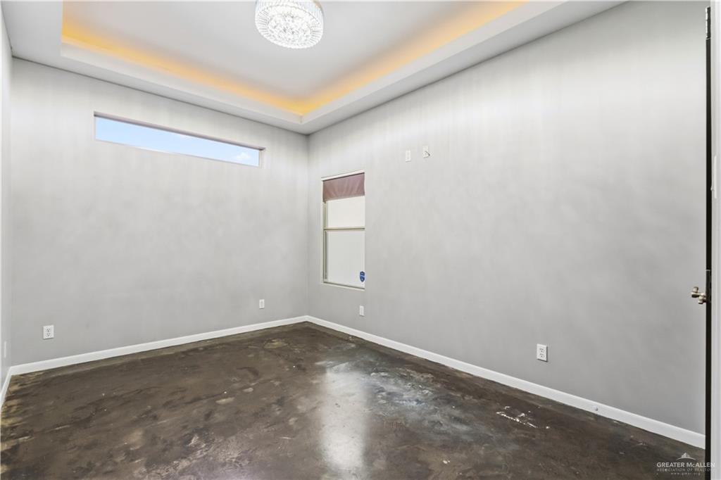 1342 Patsy Cline Drive Edinburg, TX 78541 - Photo 13 of 18 a view of a room