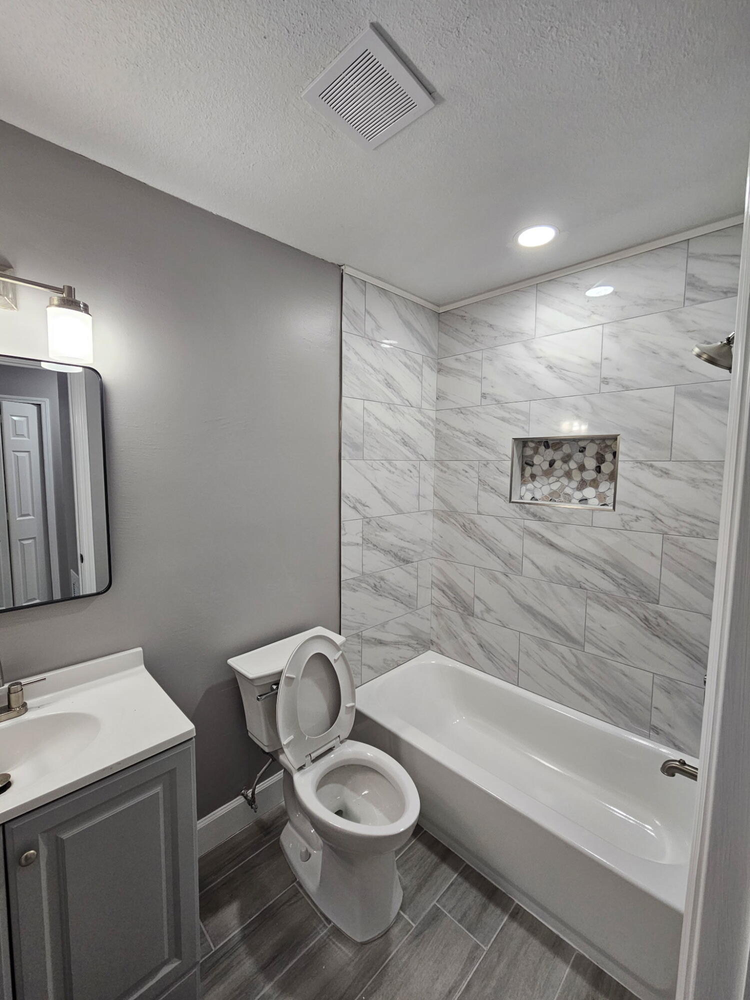 674 Southwest 25th Street Southwest Vero Beach, FL 32962 - Photo 9 of 10 3510
