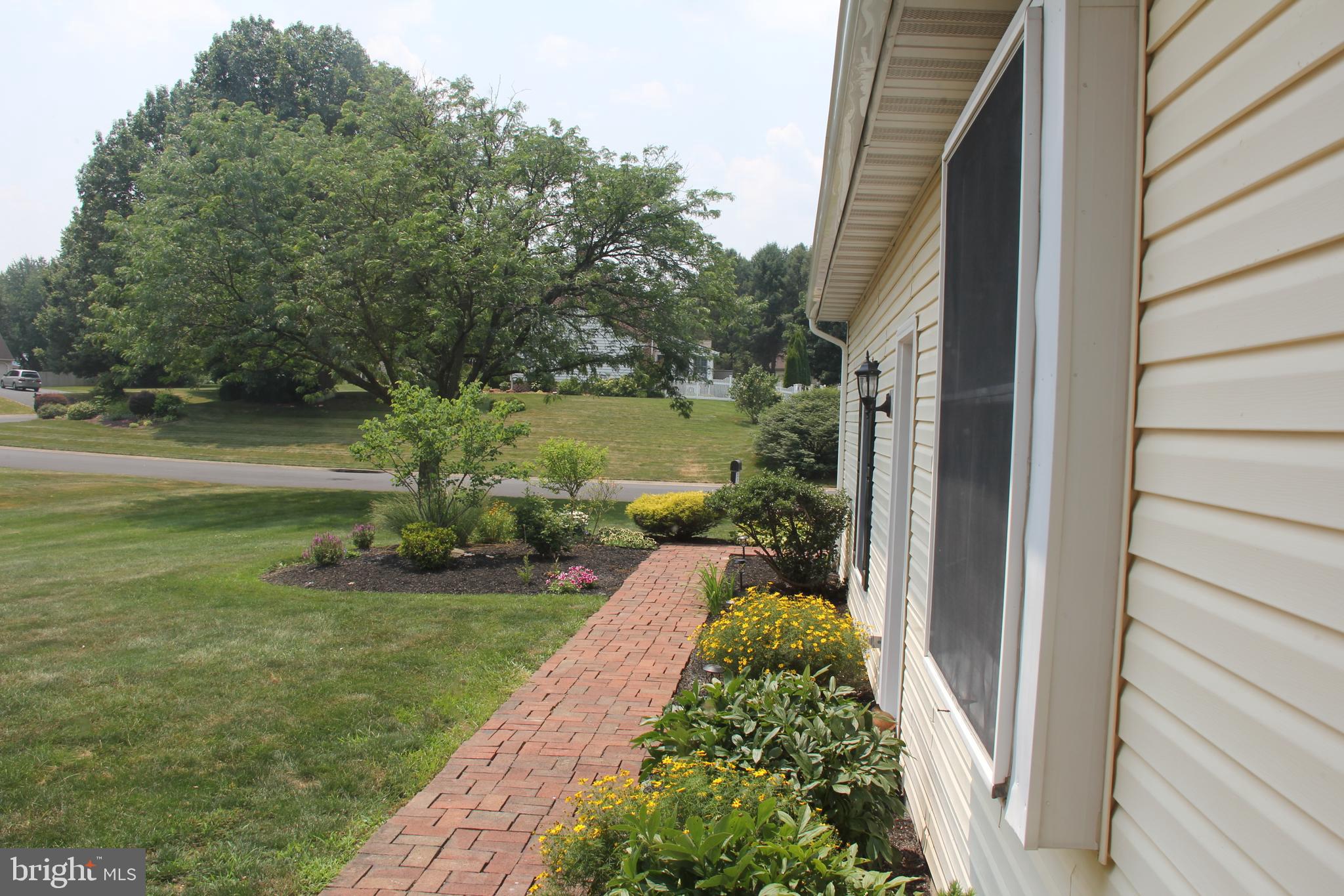 2743 Pendleton Drive Lititz, PA 17543 - Photo 4 of 69