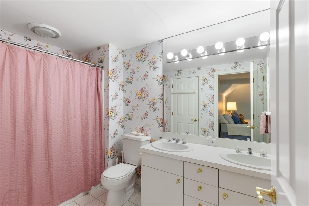 661 Lowell Street, Unit 16 Lexington, MA 02420 - Photo 24 of 35