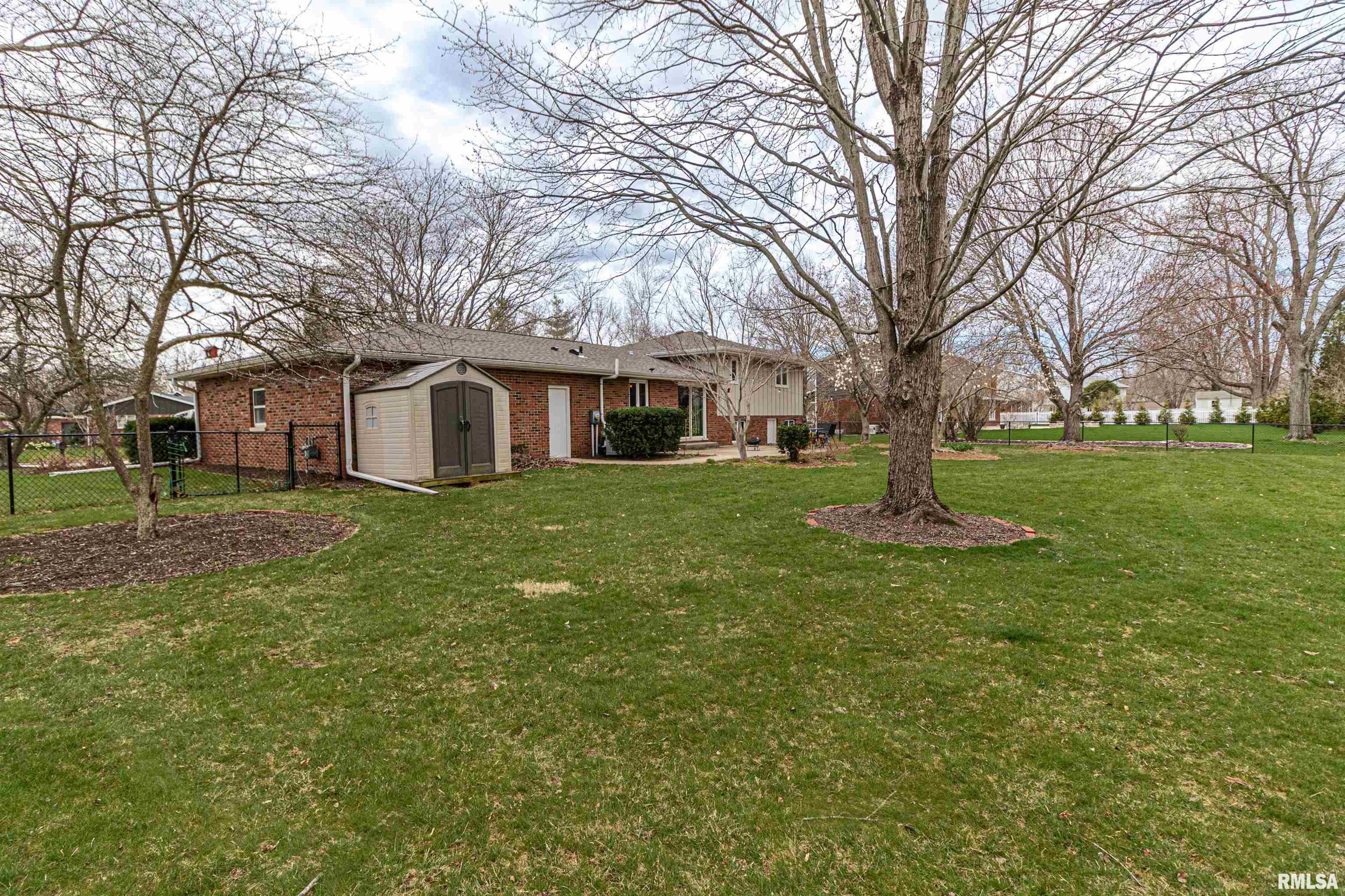 67 Hickory Ridge Drive Morton, IL 61550 - Photo 36 of 43 Gallery Image 36