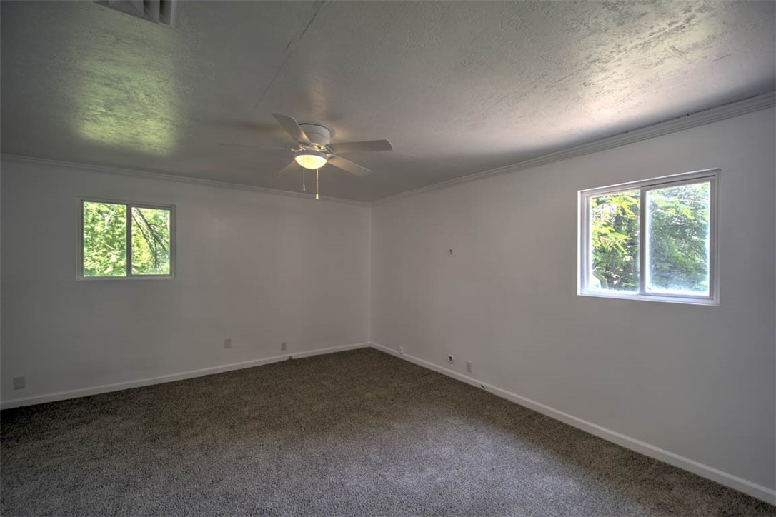 624 Harper Avenue Decatur, IL 62526 - Photo 12 of 21