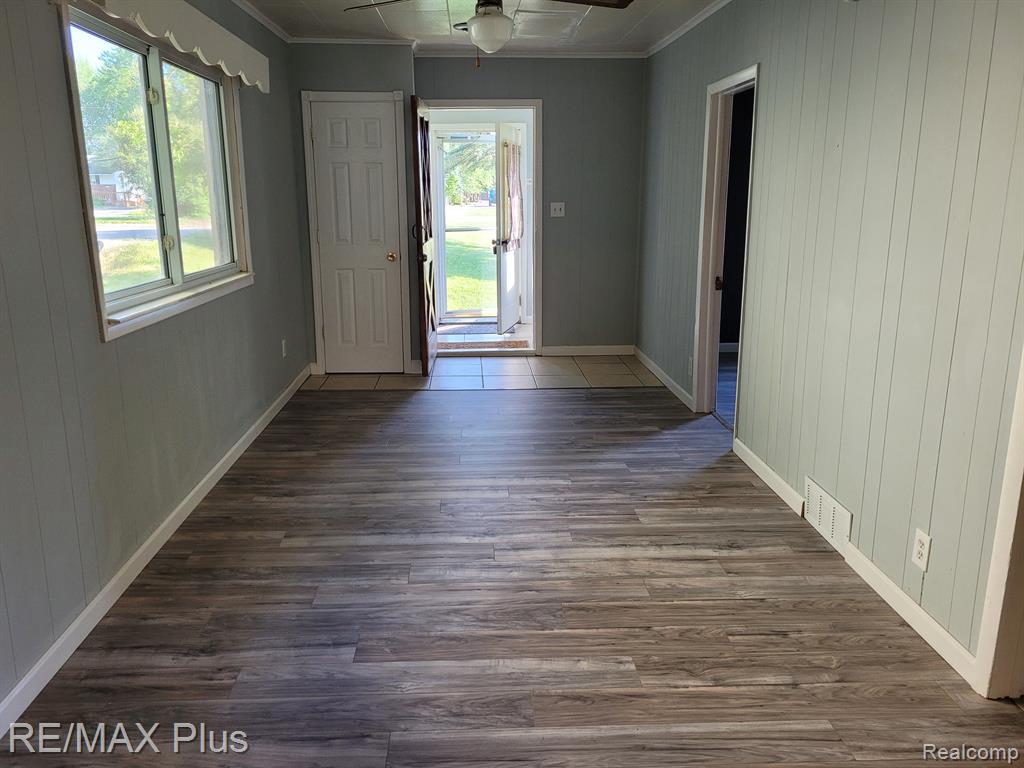 5400 Davison Road Lapeer, MI 48446 - Photo 8 of 21