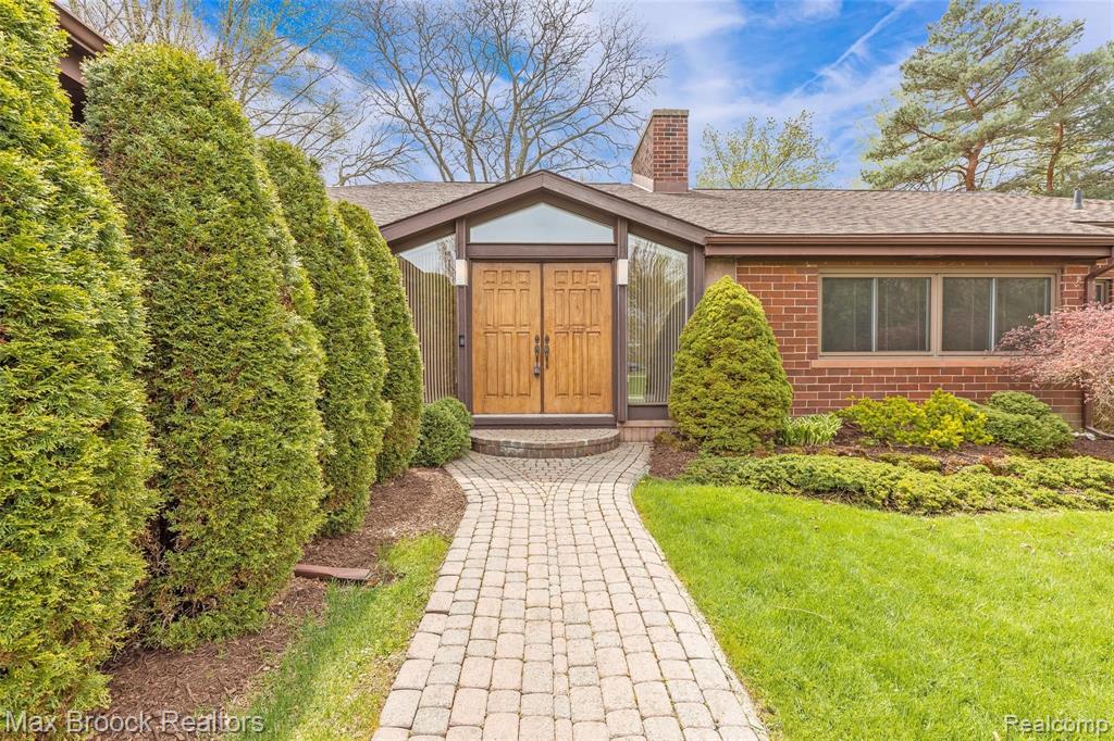 2355 West Wattles Road Troy, MI 48098 - Photo 17 of 53