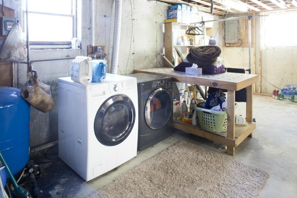 296 Betts Road Orrington, ME 04474 - Photo 25 of 29 Basement laundry machines included