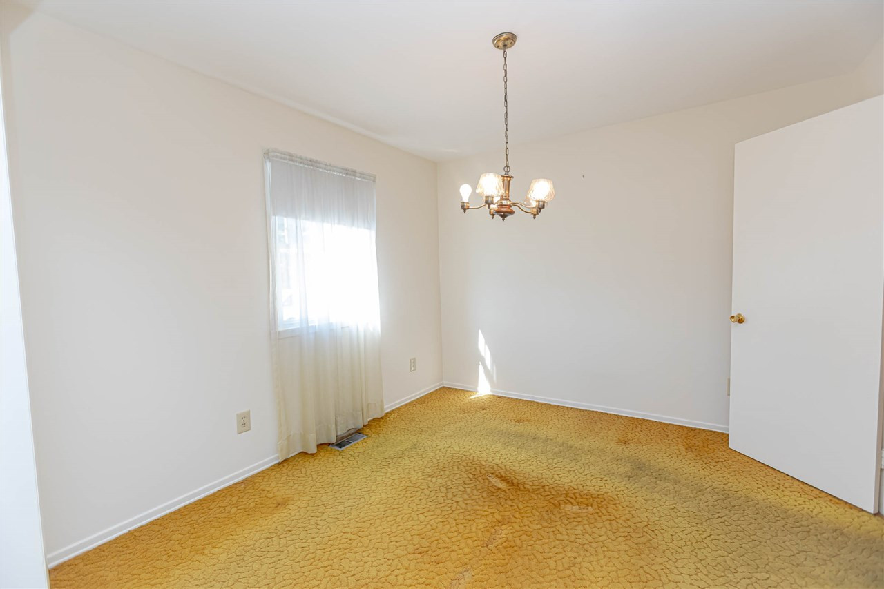 904 Wyldewood Road Durham, NC 27704 - Photo 16 of 30 Dining Room
