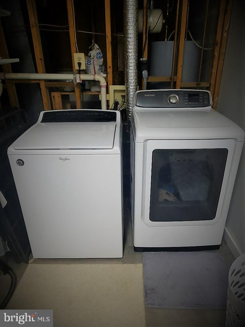 1479 Casino Circle Silver Spring, MD 20906 - Photo 22 of 24 a close up view of washer and dryer