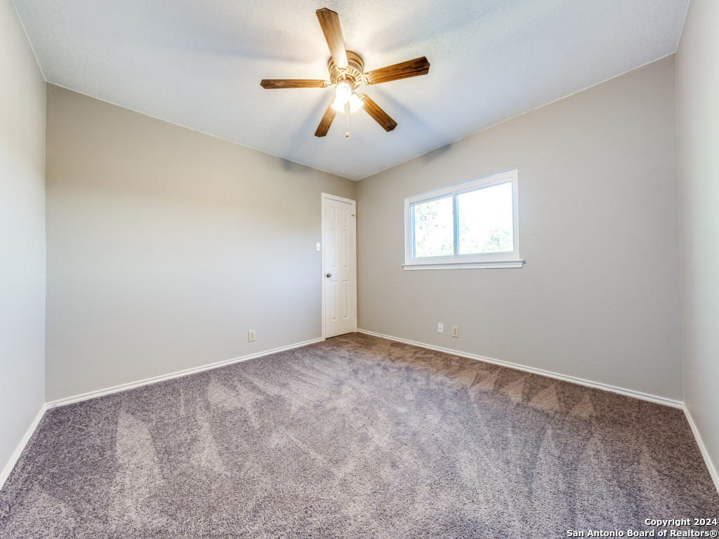 12127 Branding Point Helotes, TX 78023 - Photo 18 of 20