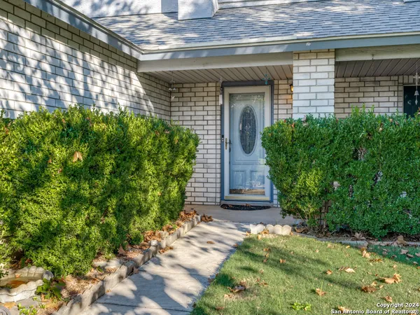 $330,000 | 12127 Branding Point, Helotes, TX 78023