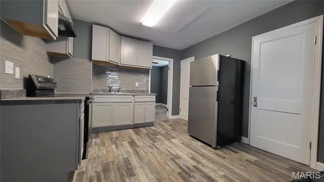 $88,900 | 3818 North Hanley Road, St. Louis, MO 63121