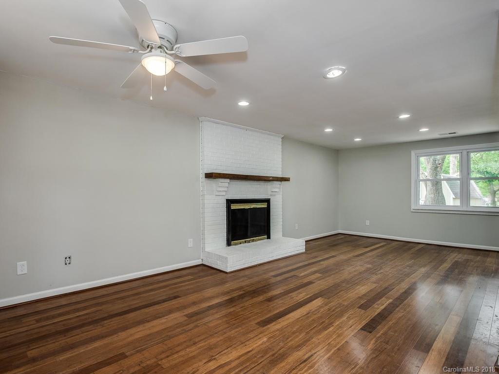12119 Mapleton Road Charlotte, NC 28273 - Photo 2 of 17