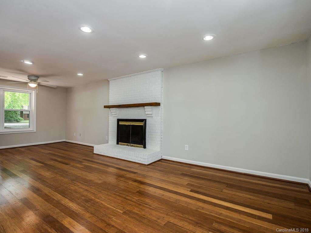12119 Mapleton Road Charlotte, NC 28273 - Photo 3 of 17