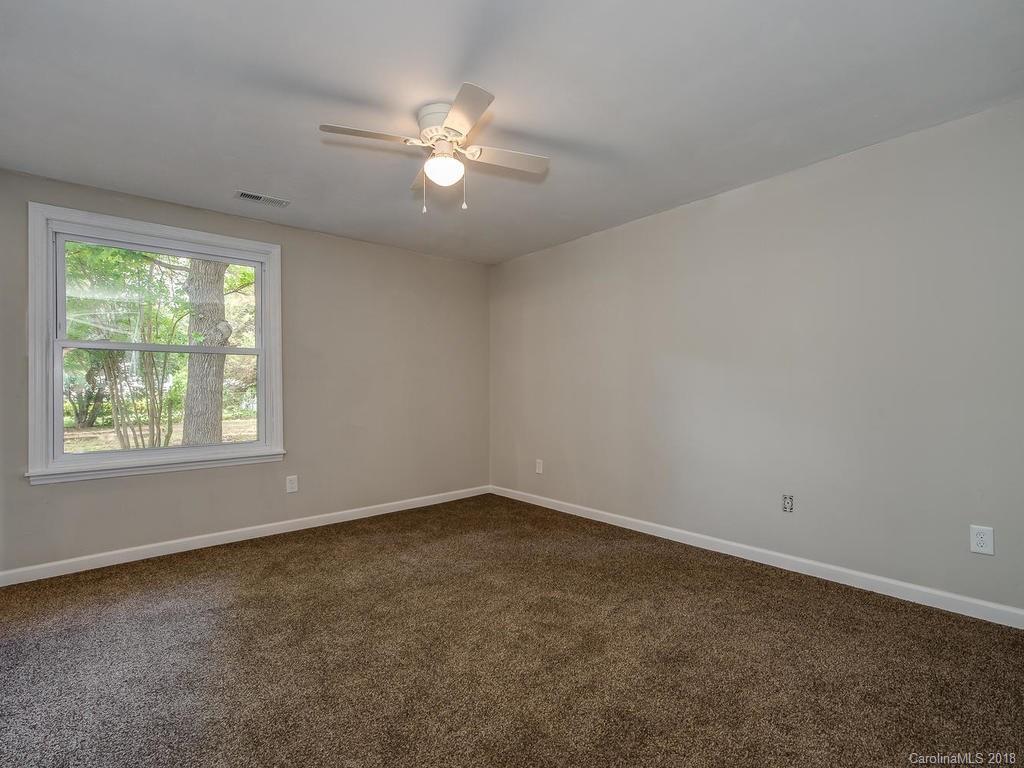 12119 Mapleton Road Charlotte, NC 28273 - Photo 9 of 17