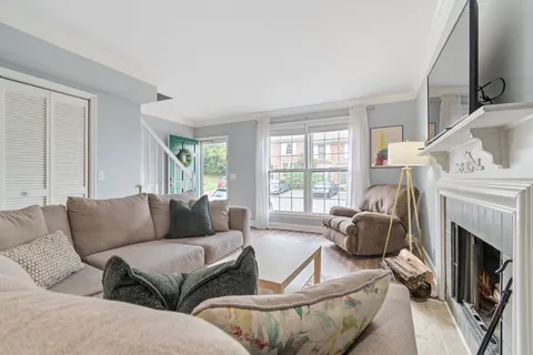 $289,999 | 506 Hickory Villa Drive, Nashville, TN 37211