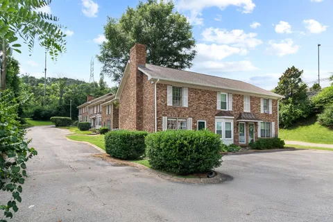 $289,999 | 506 Hickory Villa Drive, Nashville, TN 37211