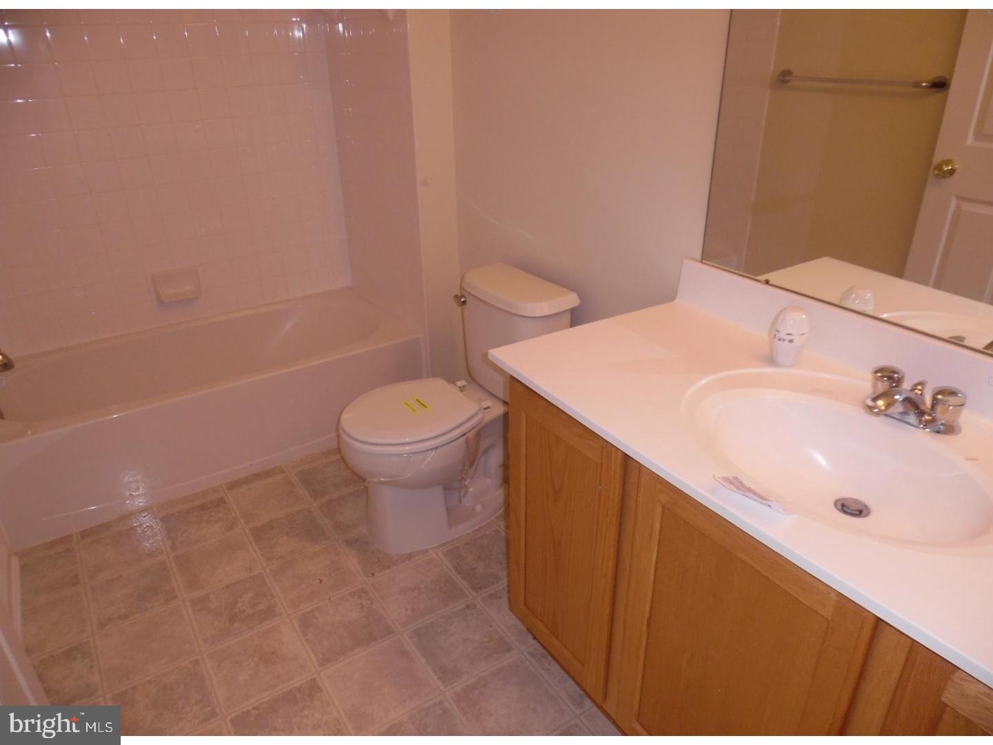 12 Swan Court Riverside, NJ 08075 - Photo 7 of 10