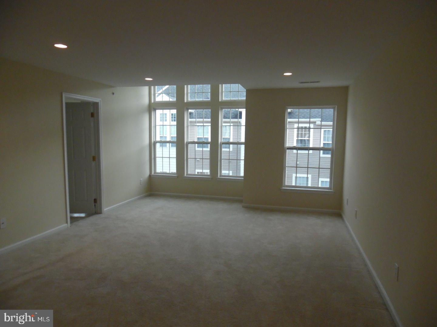 12 Swan Court Riverside, NJ 08075 - Photo 9 of 10