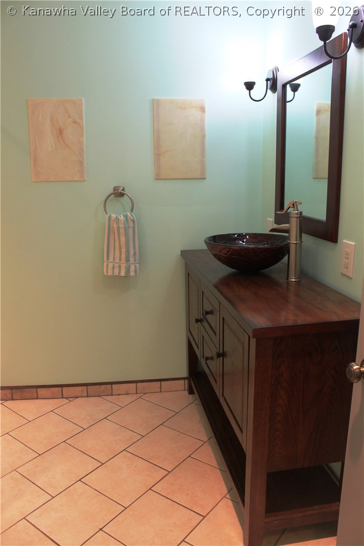 3257 Buff Crk Road Hurricane, WV 25526 - Photo 15 of 25 Gallery Image 15