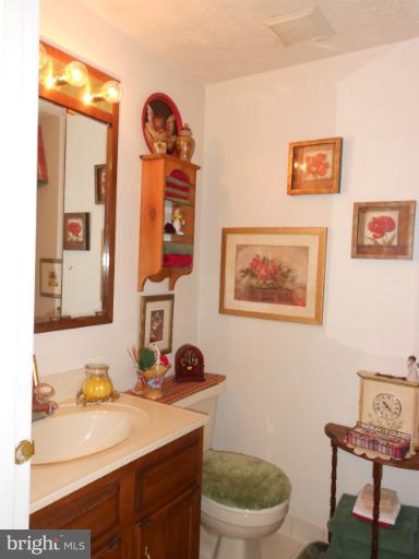 699 Deering Road, Unit 5B Pasadena, MD 21122 - Photo 11 of 23 Bath
