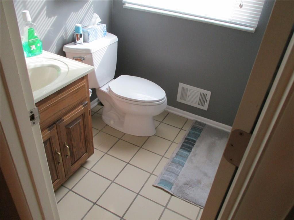 126 Buckhill Road Pittsburgh, PA 15237 - Photo 14 of 19 Gallery Image 14