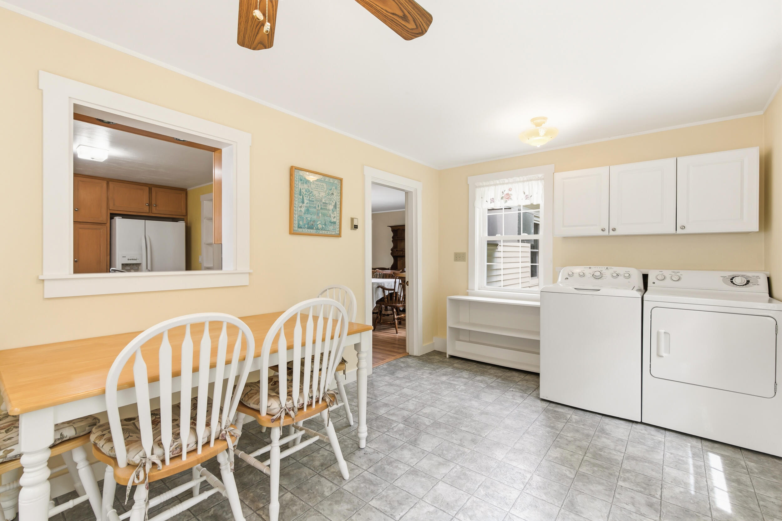 69 Railroad Avenue Springvale, ME 04083 - Photo 17 of 48