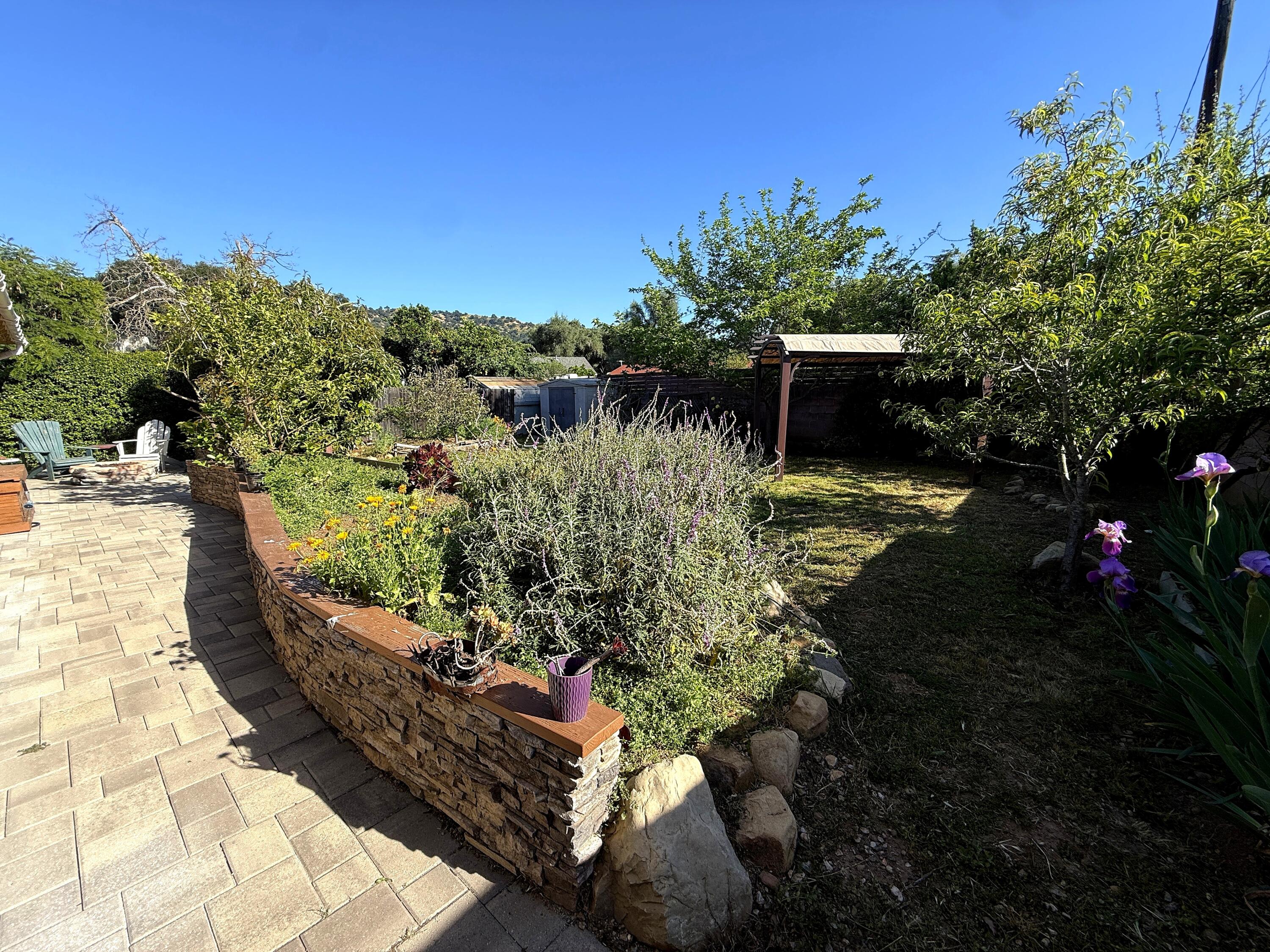 50 East Portal Street Oak View, CA 93022 - Photo 15 of 33 a view of a garden