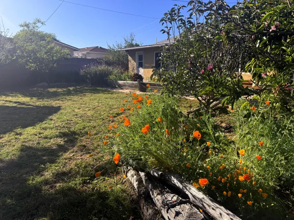 $1,099,000 | 50 East Portal Street, Oak View, CA 93022