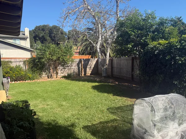 $1,099,000 | 50 East Portal Street, Oak View, CA 93022