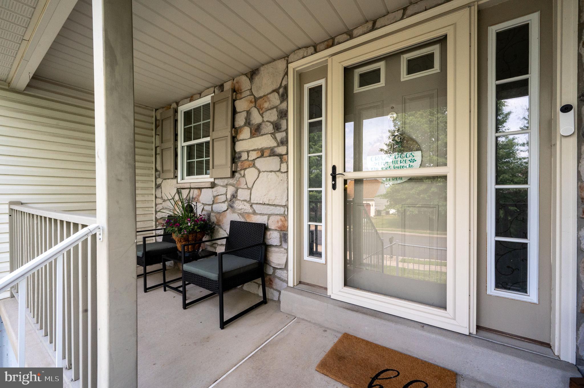 425 Sensen Road Wernersville, PA 19565 - Photo 4 of 67