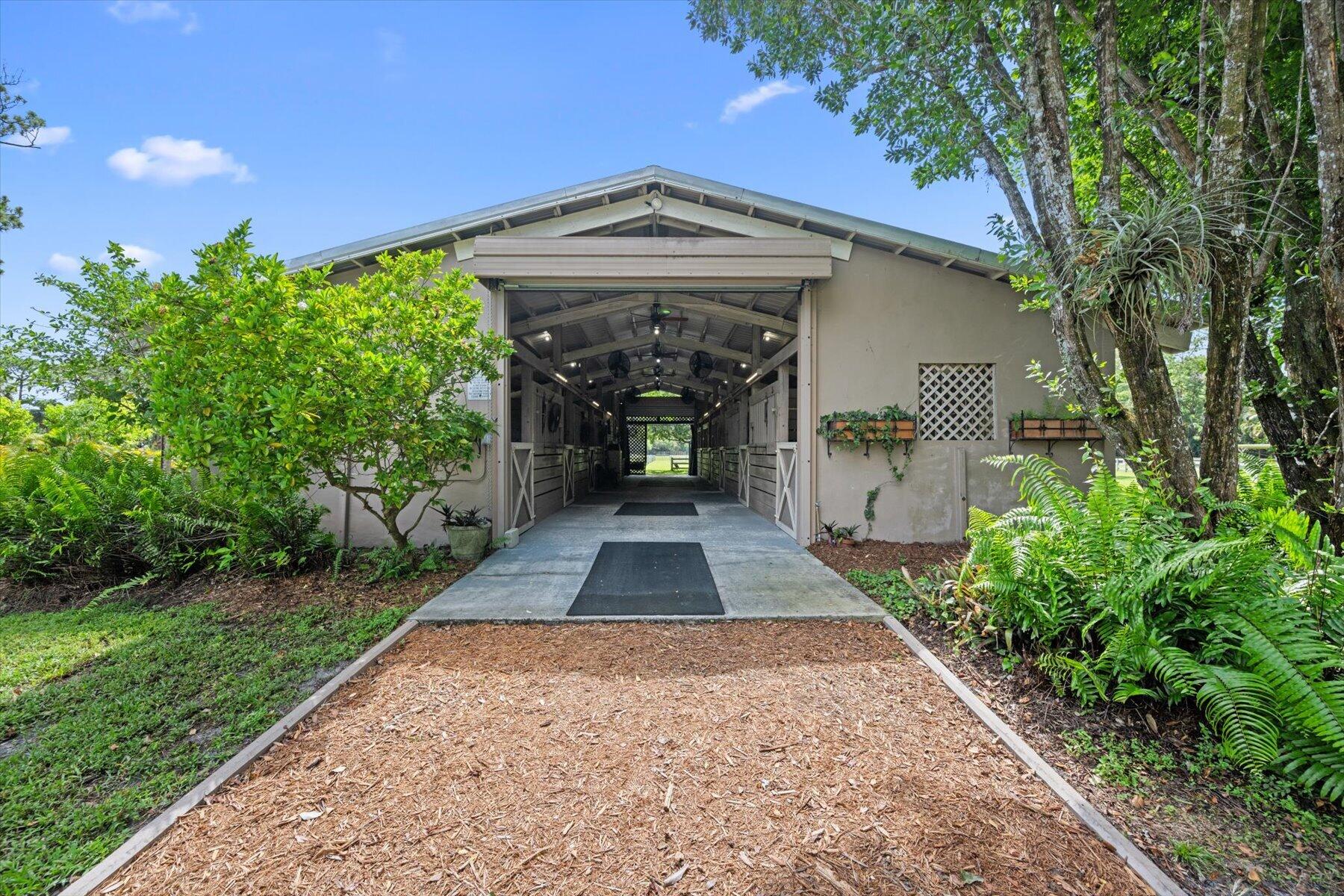 2454-2376 E Road Loxahatchee, FL 33470 - Photo 9 of 51 059-DSC_5707