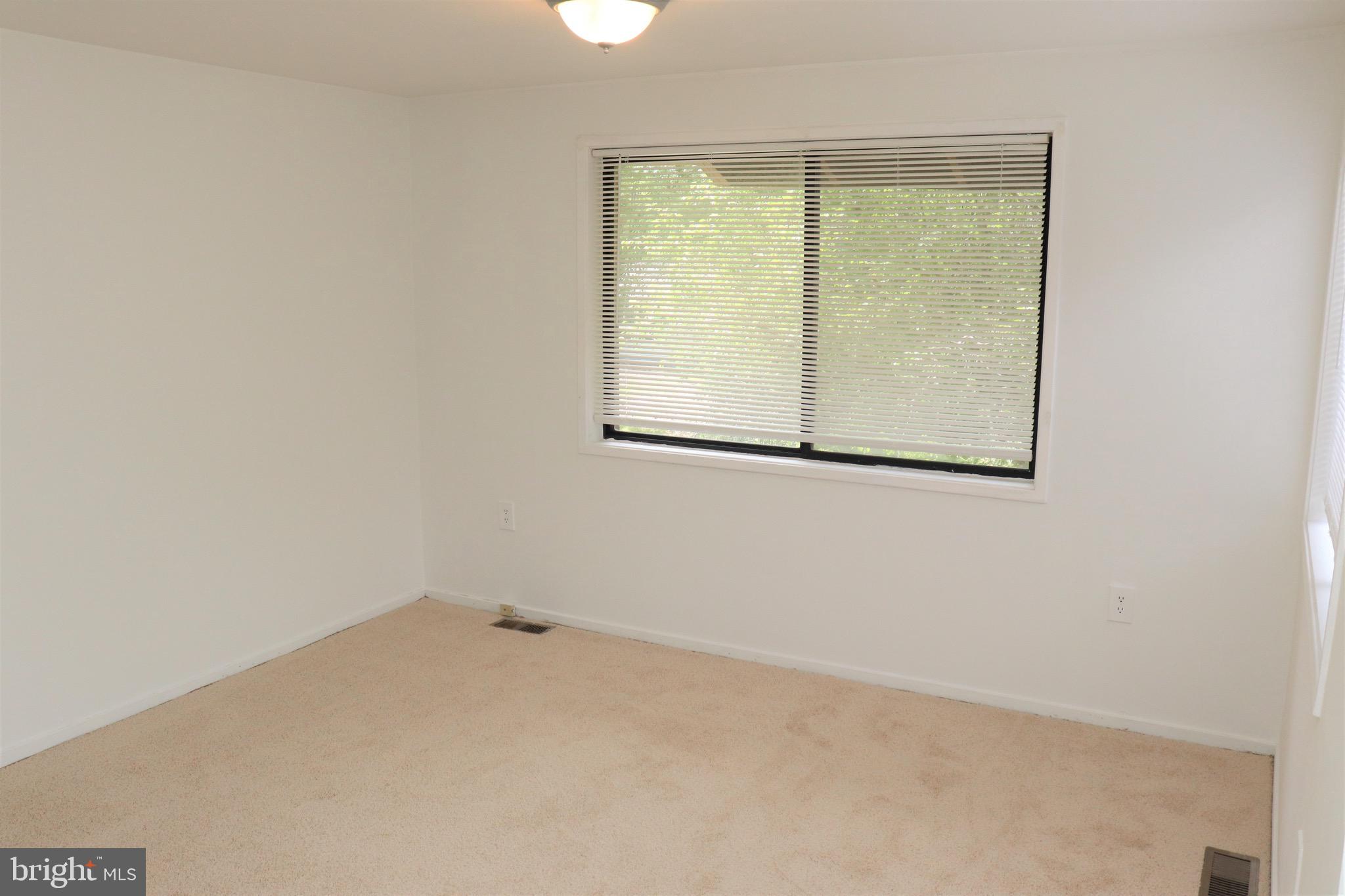 9496 Kilimanjaro Road Columbia, MD 21045 - Photo 20 of 37