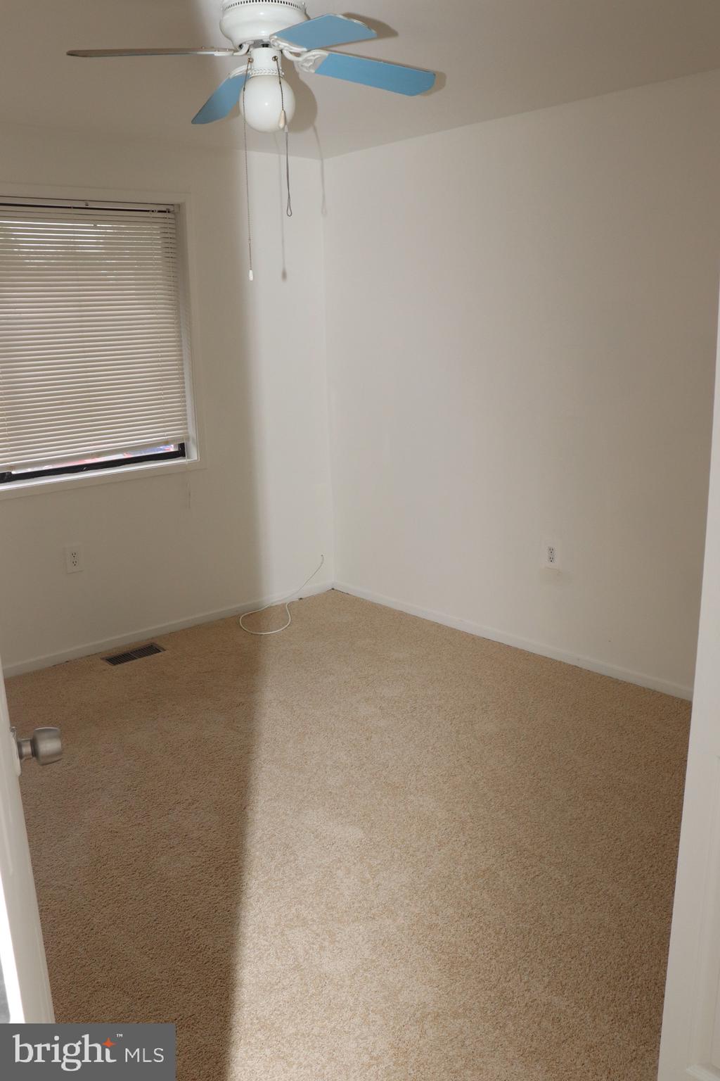 9496 Kilimanjaro Road Columbia, MD 21045 - Photo 23 of 37