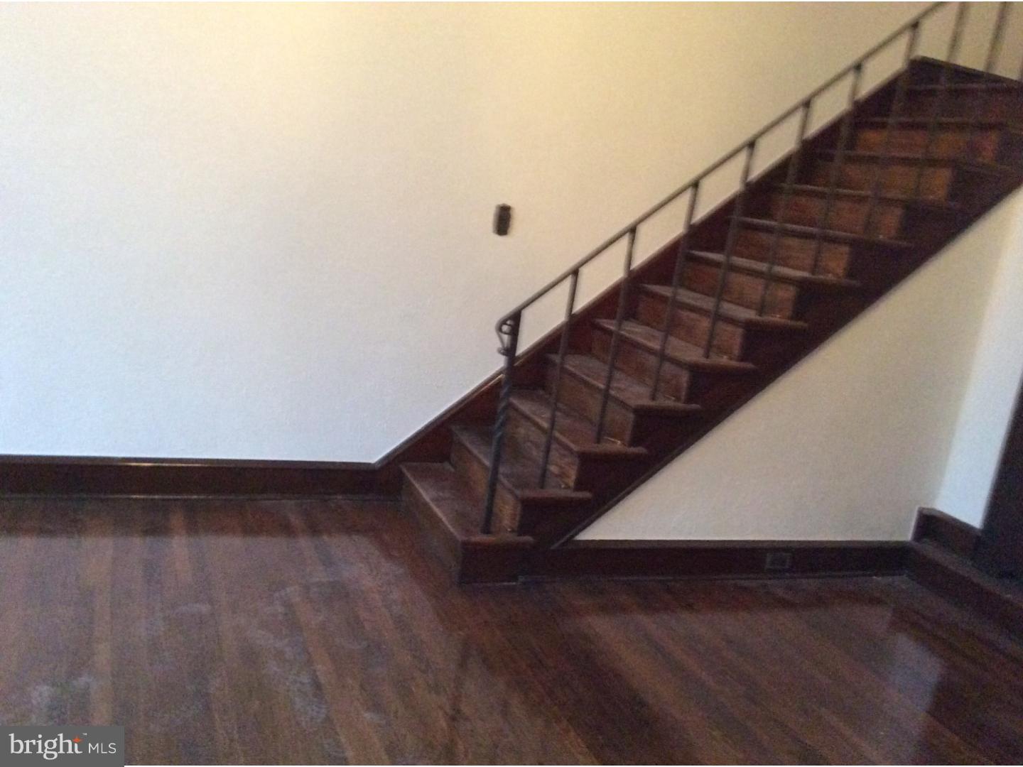 251 Richfield Road Upper Darby, PA 19082 - Photo 8 of 16