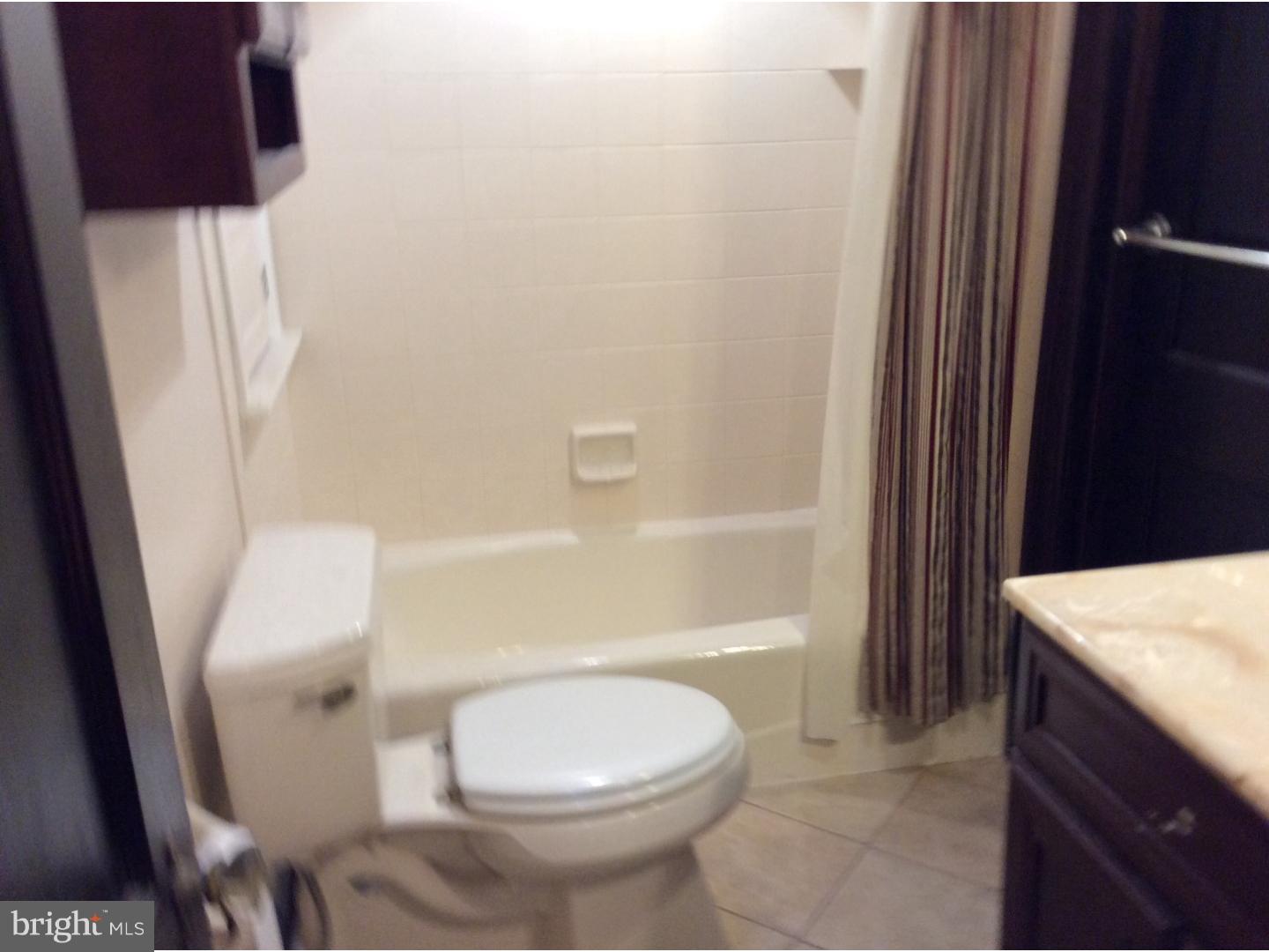 251 Richfield Road Upper Darby, PA 19082 - Photo 10 of 16