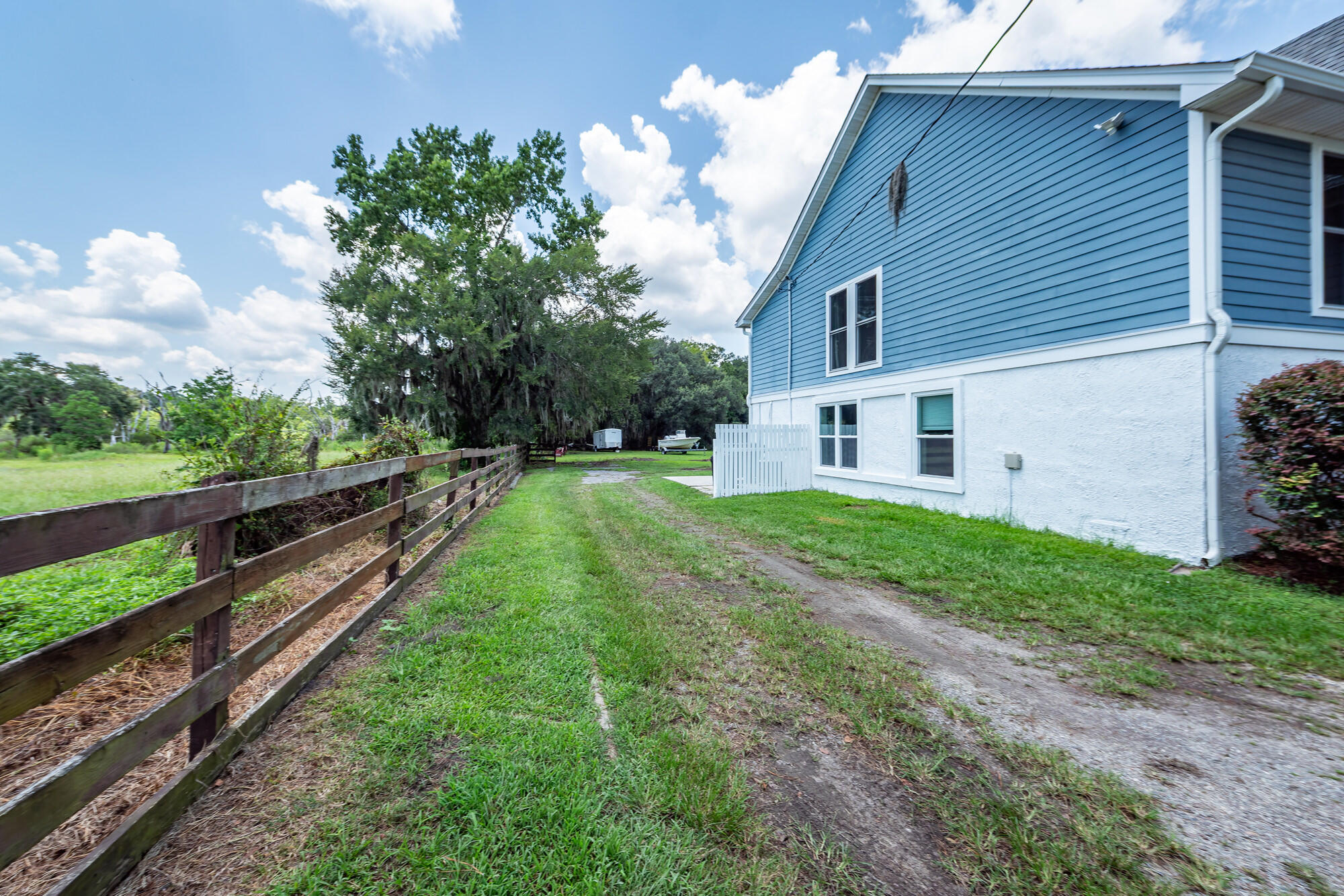 4835 Wilson Road Hollywood, SC 29449 - Photo 75 of 97 Side
