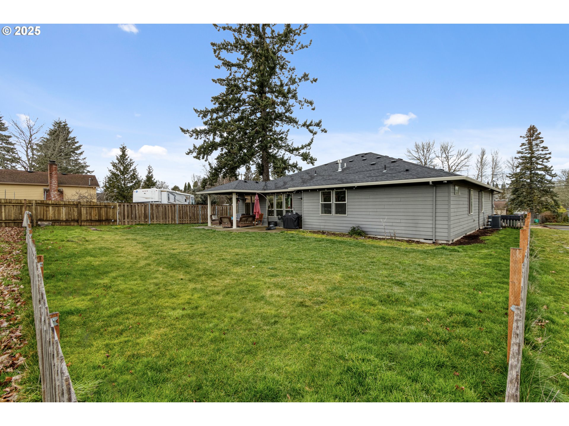 4626 Southeast Chase Road Gresham, OR 97080 - Photo 18 of 25 Bedroom
