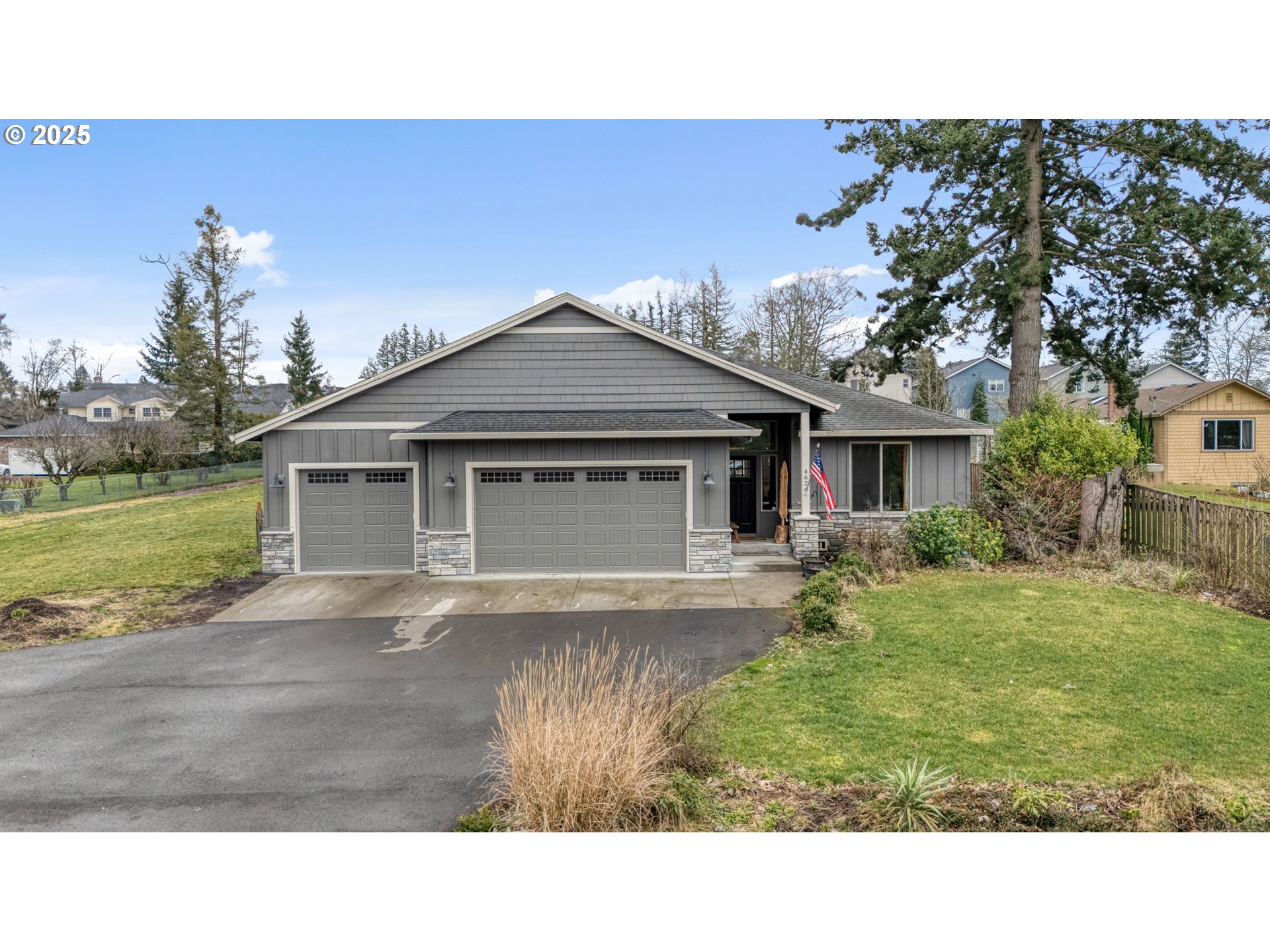 4626 Southeast Chase Road Gresham, OR 97080 - Photo 2 of 25