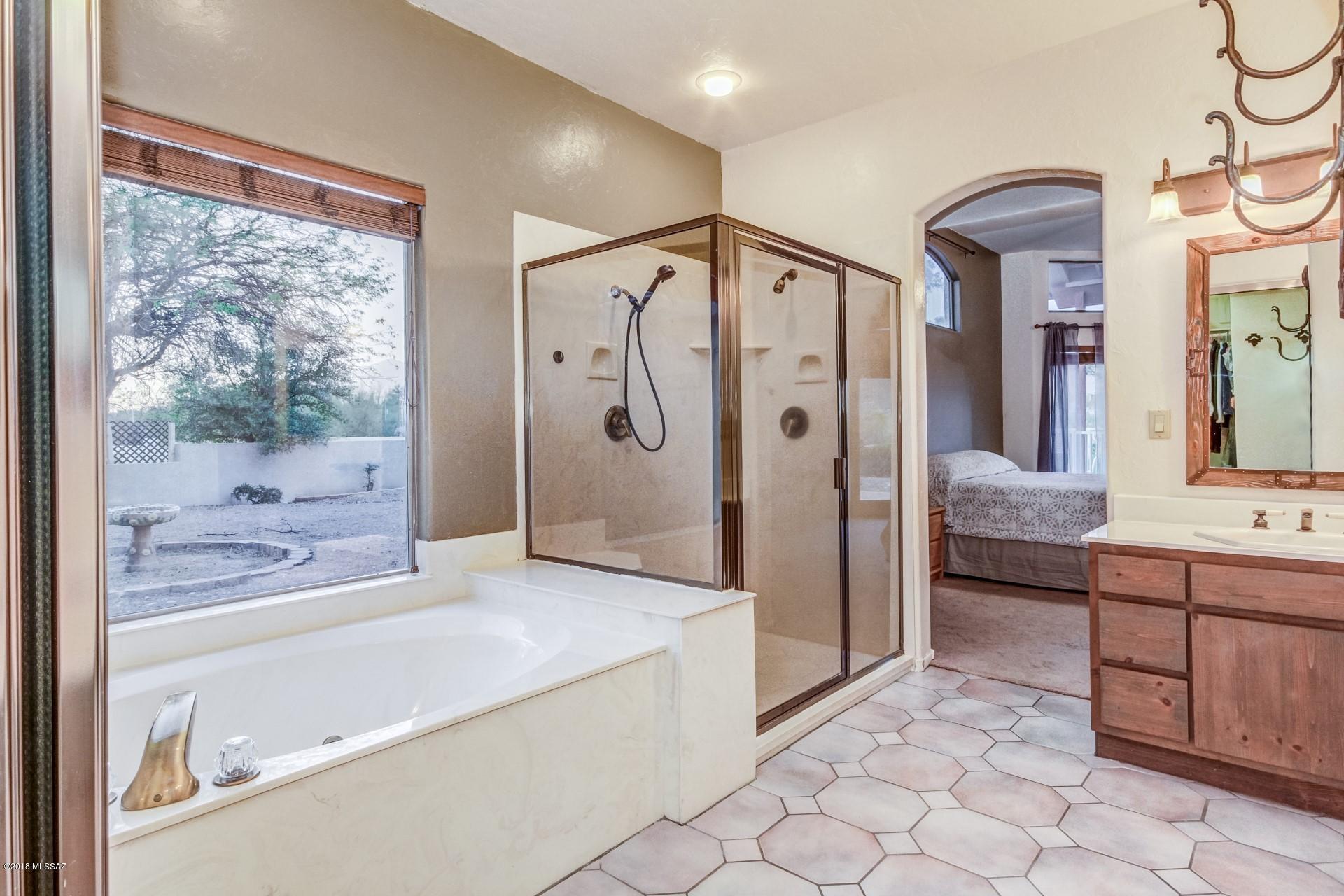 4510 North Bear Canyon Road Tucson, AZ 85749 - Photo 35 of 50